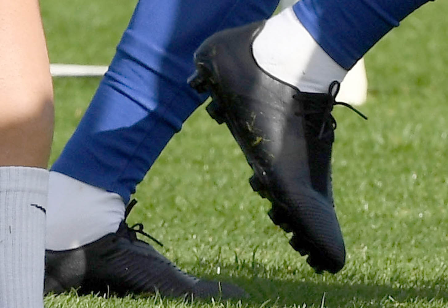 Nike phantom venom blackout sales